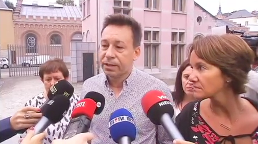 La famille de Véronique Pirotton entre confiance et inquiétude à Mons