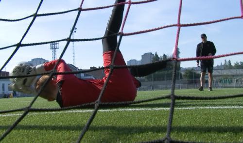 Quand Buffon et Courtois répondent aux défis d'un jeune gardien sérésien