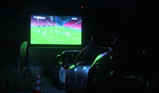 Des klaxons pour encourager les Diables Rouges