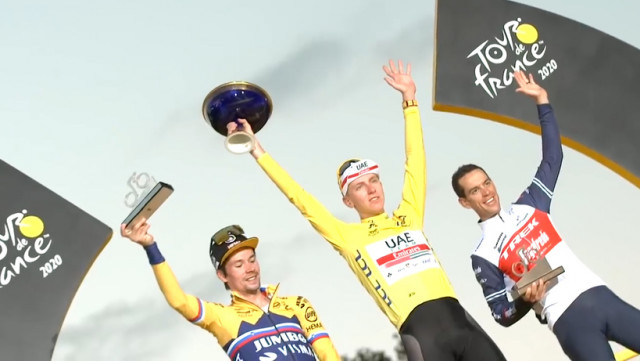 Le podium du Tour au départ de la Flèche Wallonne