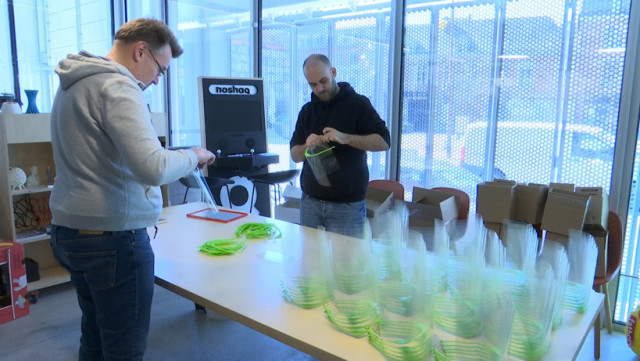 700 visières de protection fabriquées au Fablab de Liège