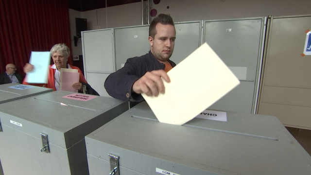 Awans: Ambiance conviviale au bureau de vote de Fooz