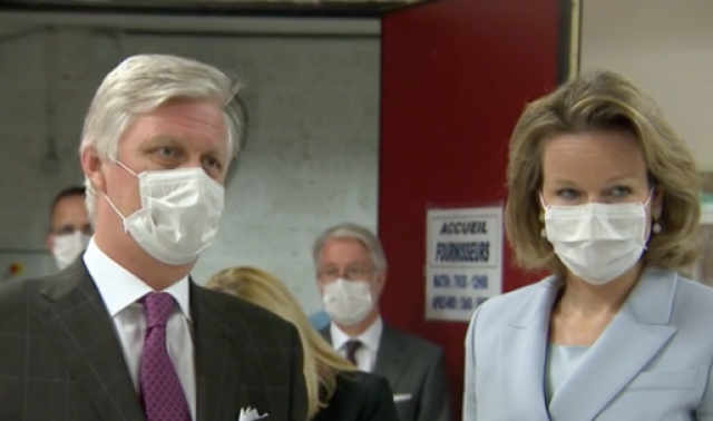 CHR Liège: le couple royal encourage le personnel de l'hôpital