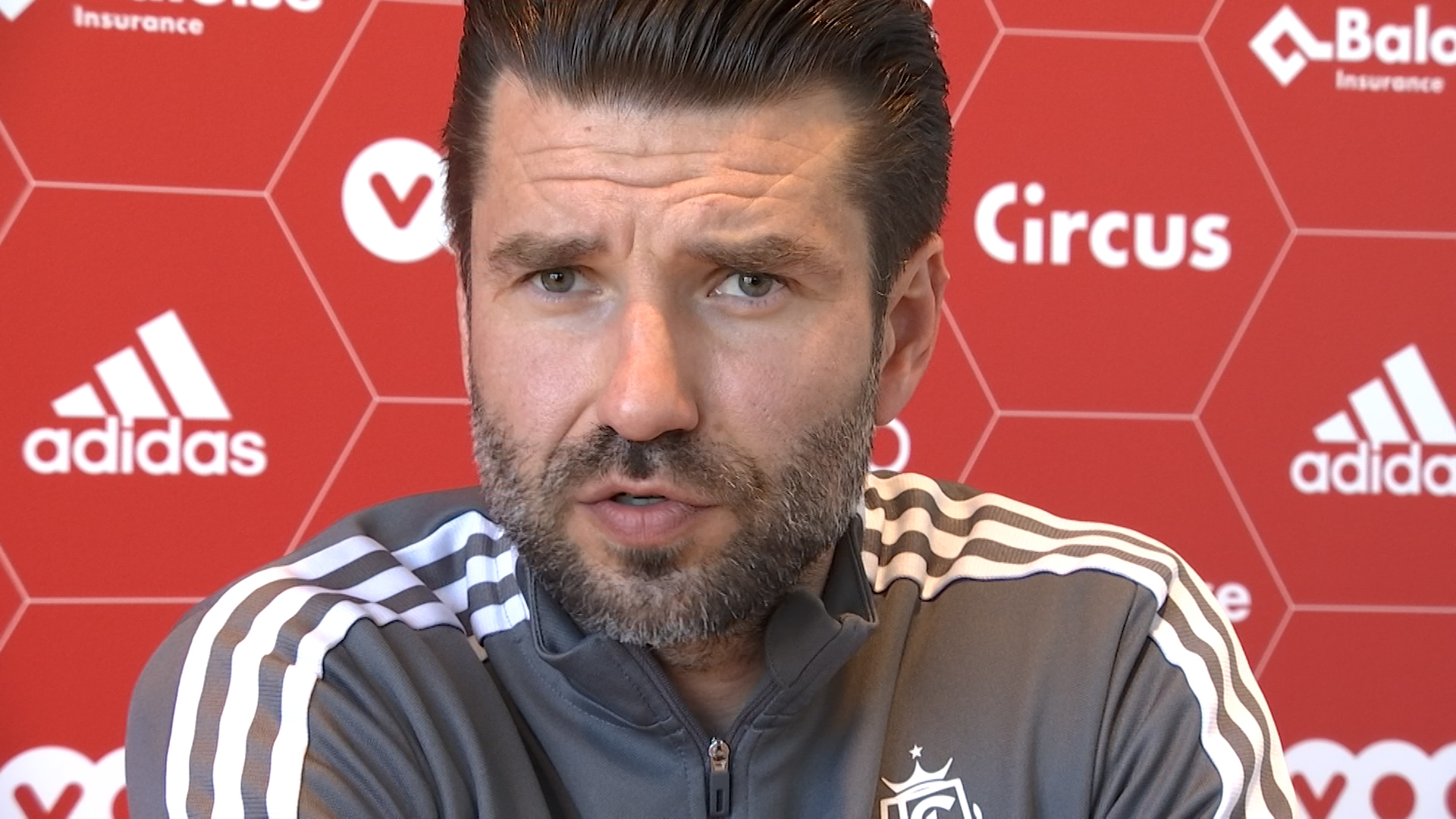 Elsner : "Je veux voir une équipe plus soudée"