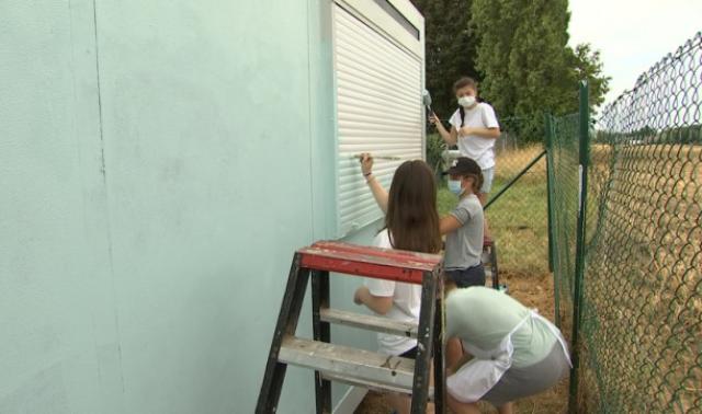 Eté solidaire: Villers-Le-Bouillet s'embellit grâce aux jeunes