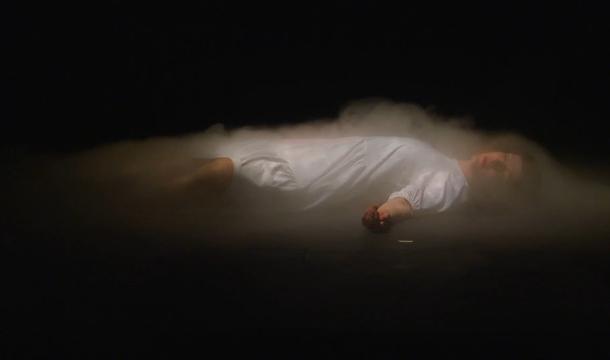 "La dame blanche" un thriller fantastique proposé par le Studio Théâtre de Liège aux Waroux 