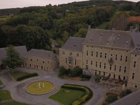 La Province de Liège vend le château de Harzé à Aywaille