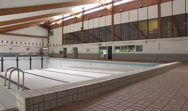 Wanze : Un espace de travail à la piscine pour les étudiants 