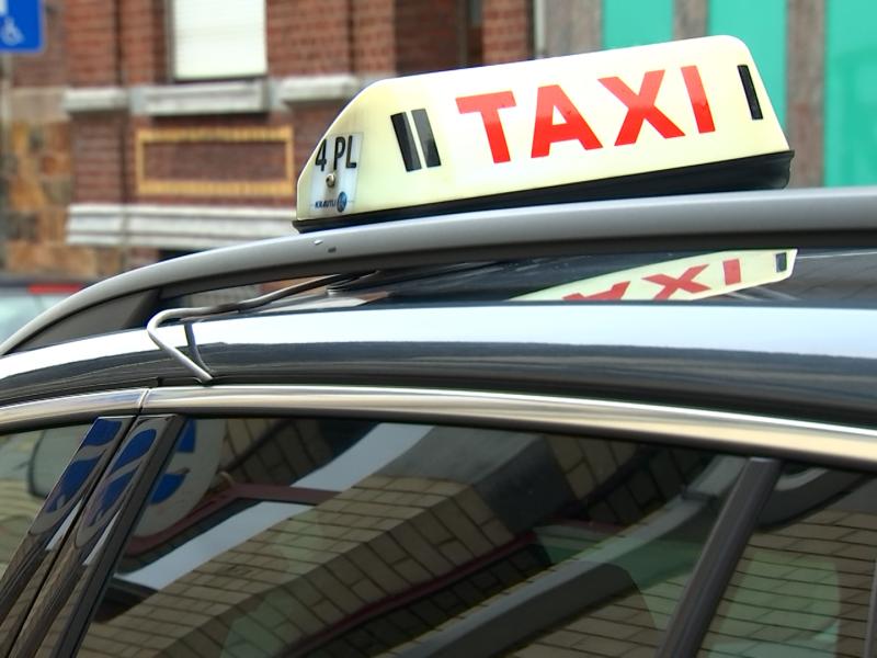 Les Taxis Melkior font face à Uber et lancent leur application de réservation en ligne