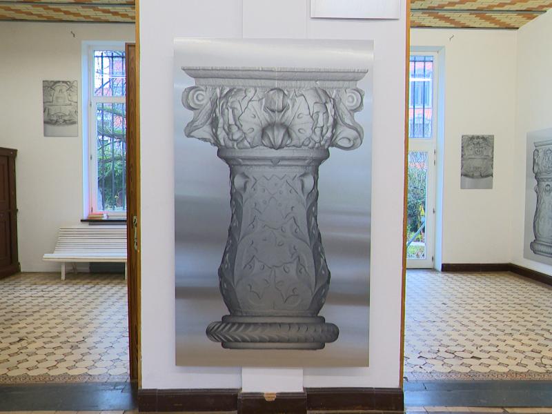 Decrypter les colonnes du palais des princes-évêques
