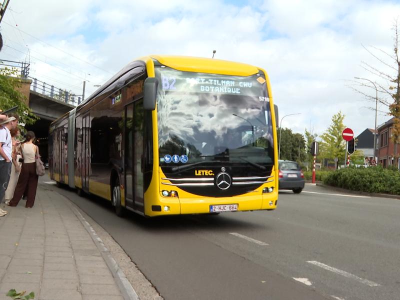Busway B2 : une ligne 100 % électrique, en site propre, à haut niveau de service