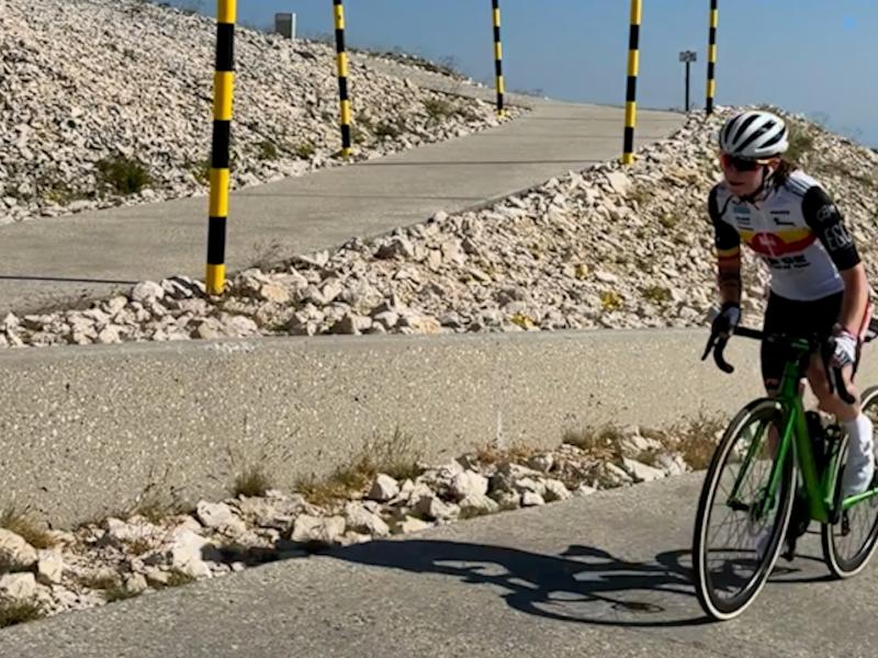 Cinglée du Ventoux : le nouveau défi de Delphine Thirifays !