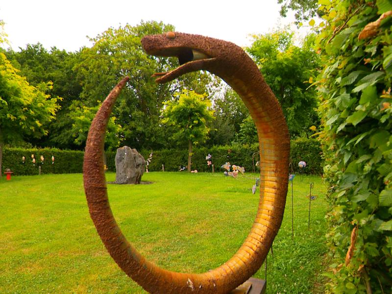 "Pas à pas" dans le jardin de Brigitte
