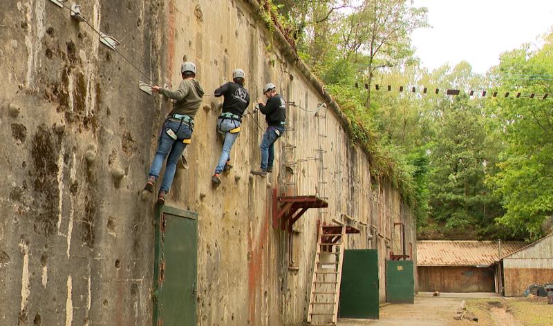 Du Fort militaire au terrain d'aventure, le Fort de Chaudfontaine se réinvente !