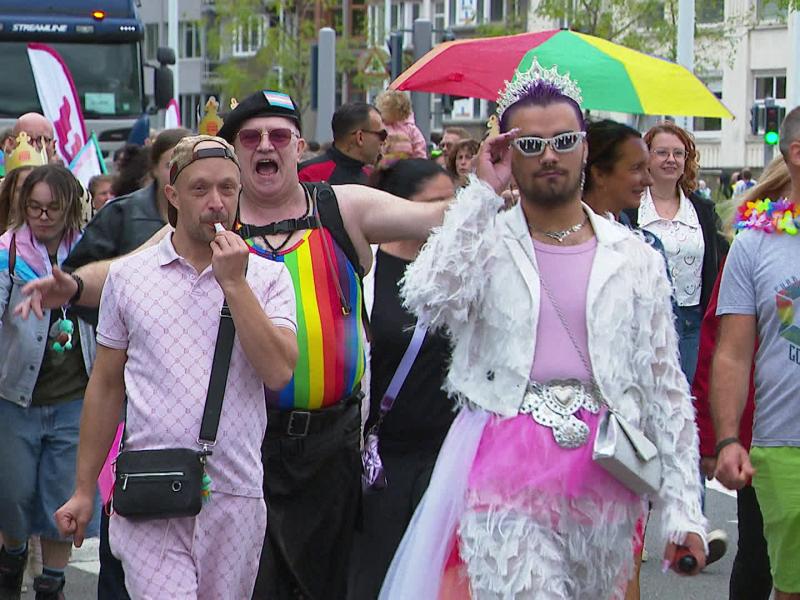 Liège Pride, 2e édition : 1200 personnes marchent avec fierté