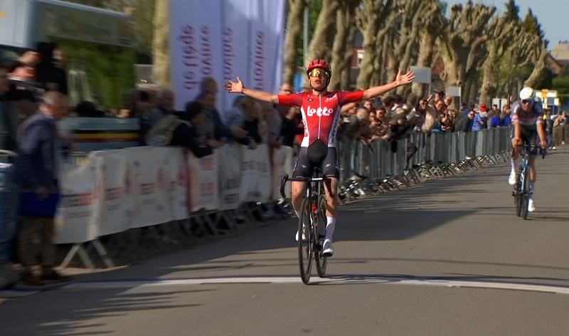 À 19 ans, Jarno Widar remporte Liège-Bastogne-Liège Espoirs