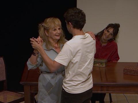 "Héritage" : Cédric Eeckhout rend hommage à sa mère et partage la scène avec elle 