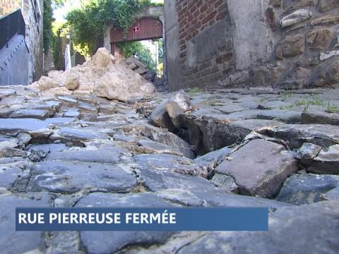 Fuite d'eau et fermeture de chaussée en Pierreuse