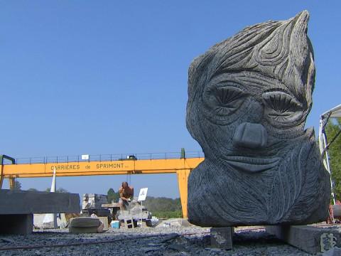 11 artistes sculpteurs autour de la pierre bleue à Sprimont