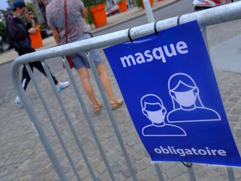 Jusqu'à 4.000 personnes jugées pour des infractions Covid