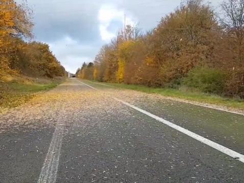Inondations : l'A601 transformée en zone de stockage provisoire