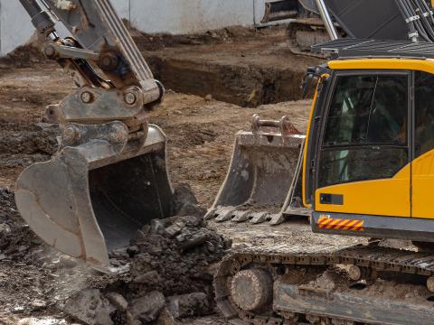 Huit suspects actifs dans des vols et détournements d'engins de chantier interpellés