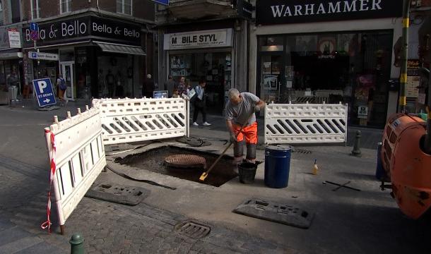 Affaissement de la chaussée rue de la Régence