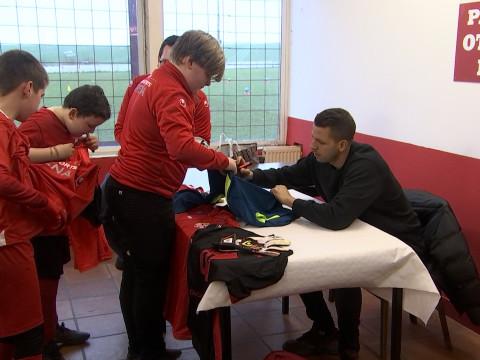 Un soutien de taille pour aider le Patro Othée