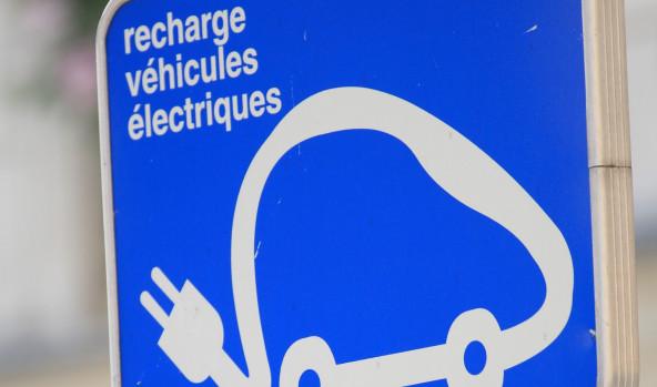 Seraing : deux bornes de rechargement accessibles gratuitement pour les citoyens  