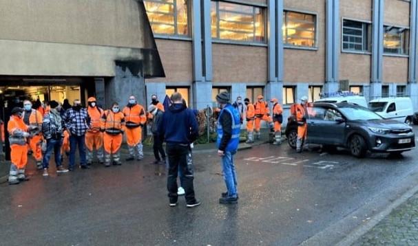 Actions de contestation par une délégation d’ouvriers de la Ville de Liège 