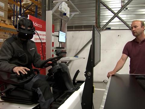Adecco lance ses première formations virtuelles de conducteurs de chariots élévateurs