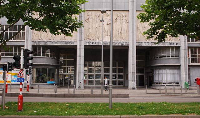 Athénée Léonie de Waha : mettre à l'honneur la dame d'entretien