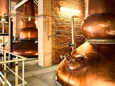 Covid19 : le whisky suspendu de la Owl Distillery  