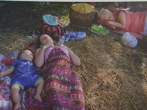 Oyou : "Regarder Voir" une rétrospective du parcours de la photo reporter Caroline Thirion