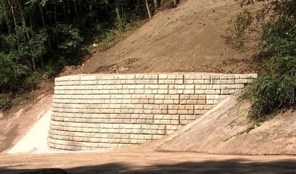 Huy: un tout nouveau mur de soutènement pour le Thier au Pequet