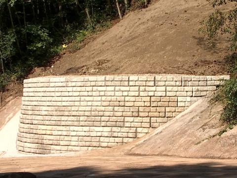 Huy: un tout nouveau mur de soutènement pour le Thier au Pequet