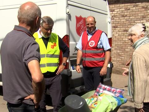 L'Armée du Salut sur le front des inondations