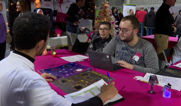 L'entreprise virtuelle : un outil pour former les élèves à la réalité du travail