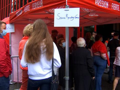 La vaccination joue à domicile au Standard