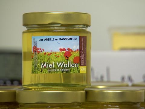 Le miel en or d'un apiculteur de Bombaye