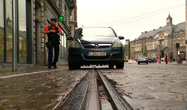 Le parking sauvage sur le passage du Tram : c'est fini 