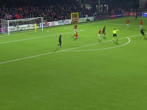 Le RFC Liège fait chuter le leader Deinze 1-0