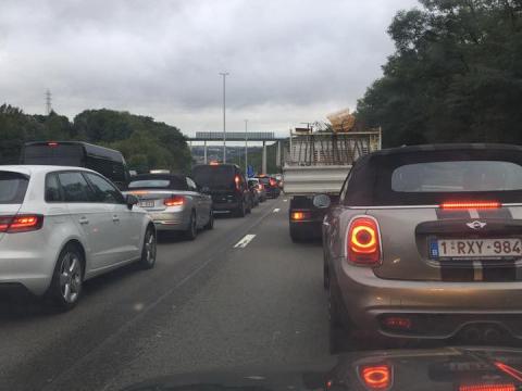 Le travailleur liégeois, inséparable de sa voiture !