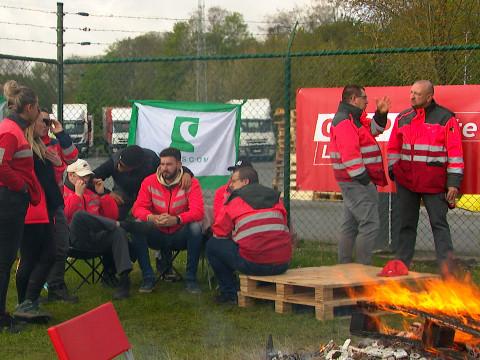 Les centres de tri de bpost toujours bloqués en Wallonie et à Bruxelles