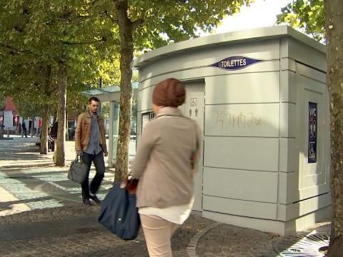 Liège : réflexion sur les toilettes publiques 