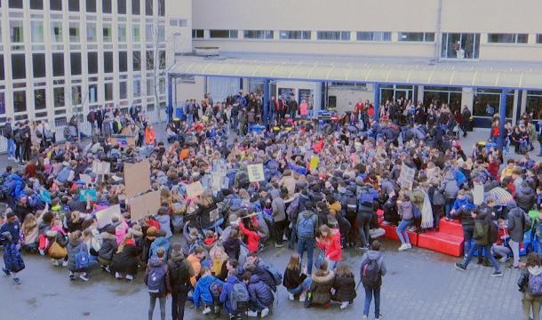 Manifestation pour le climat à l'Athénée de Chênée