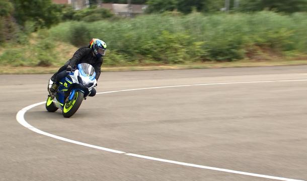Moins de vroum vroum chez les motards ?