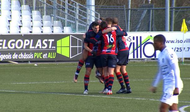 Le  RFC Liège ne fait qu'une bouchée de Ninove