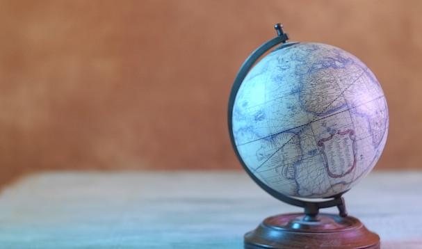 Où part-on en vacances et par quels moyens ?