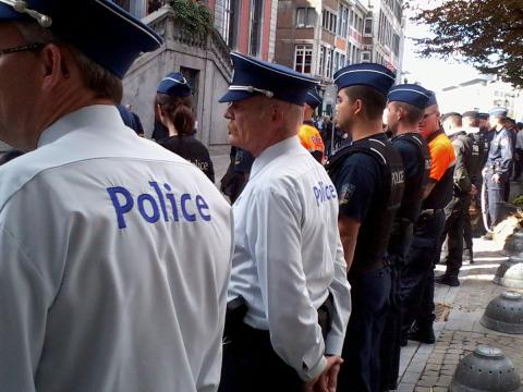 Postes locaux fermés : les policiers expriment leur malaise